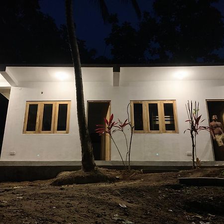 Hidden Well Hiriketiya Hostel Dickwella Exterior photo