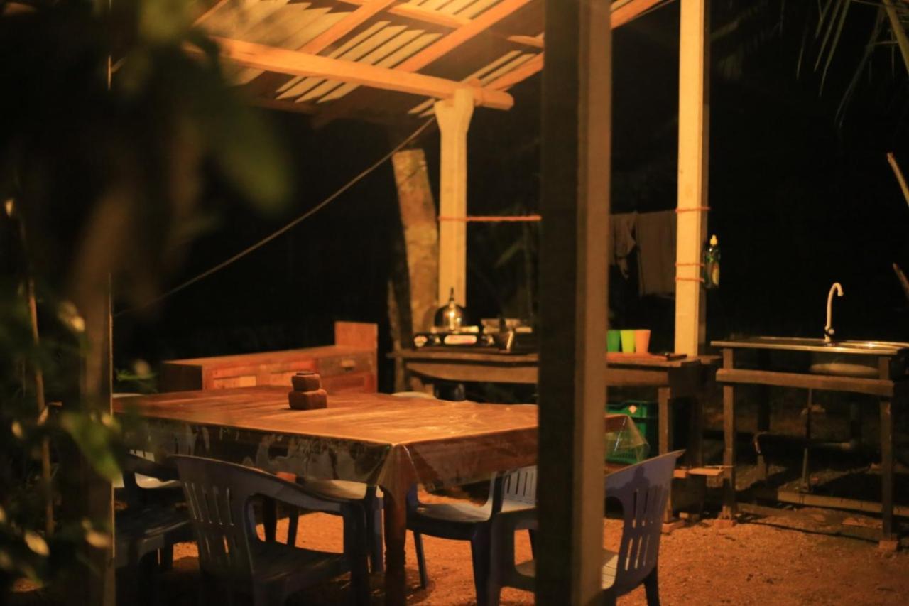 Hidden Well Hiriketiya Hostel Dickwella Exterior photo