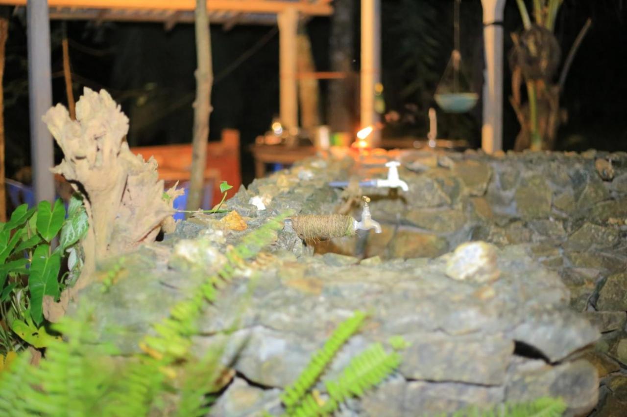 Hidden Well Hiriketiya Hostel Dickwella Exterior photo