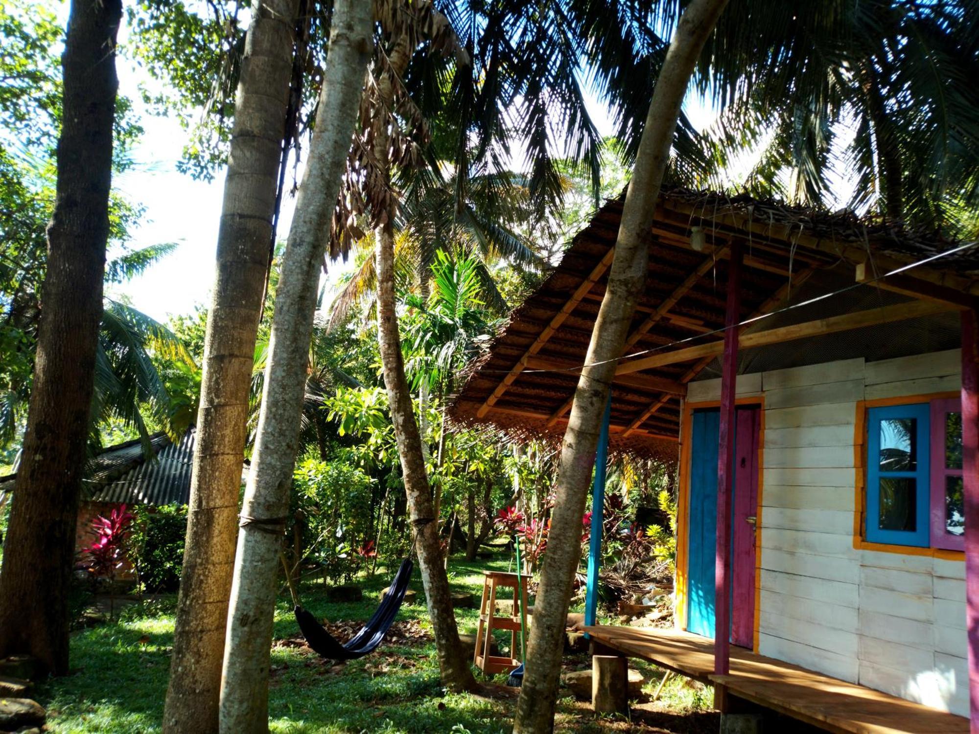Hidden Well Hiriketiya Hostel Dickwella Exterior photo